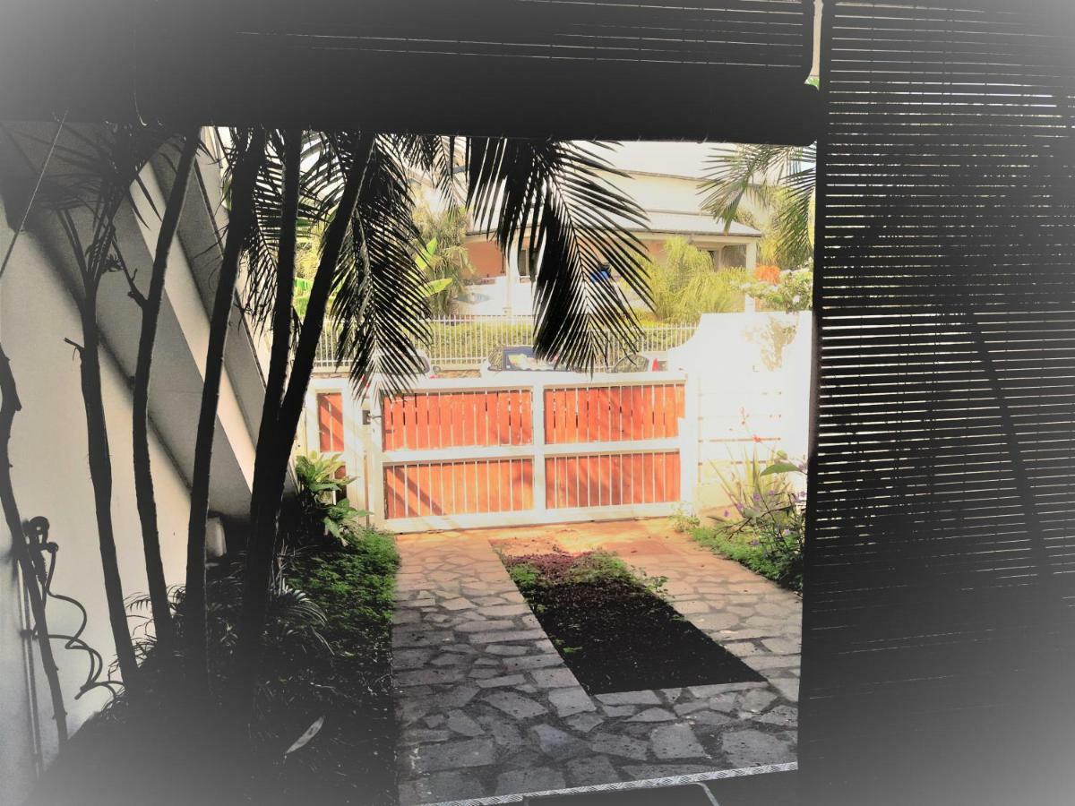 T2 La Saline Les Bains Apartment La Saline Les Hauts Bagian luar foto
